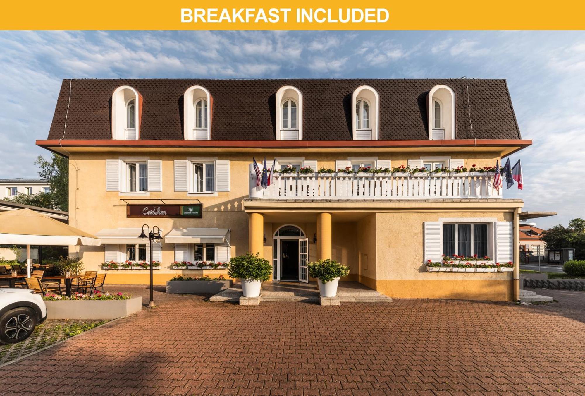 Prague Hotel Carl Inn Restaurant & Free Parking Екстер'єр фото